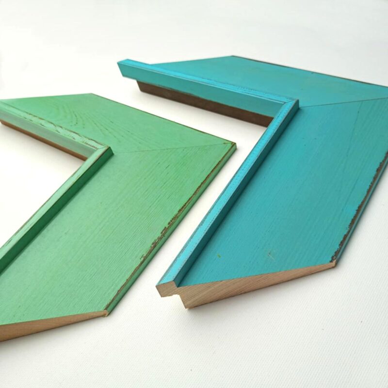 Szeroka drewniana rama do obrazu, miętowa rama, turkusowa rama, pastelowe ramy, postarzane ramy