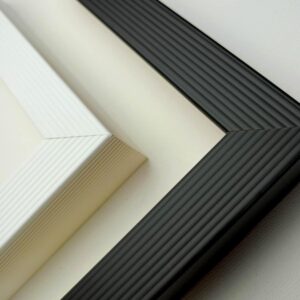 Rama do obrazu prążek, wąska czarna rama, wąska biała rama, ryflowana rama, ramy do obrazów