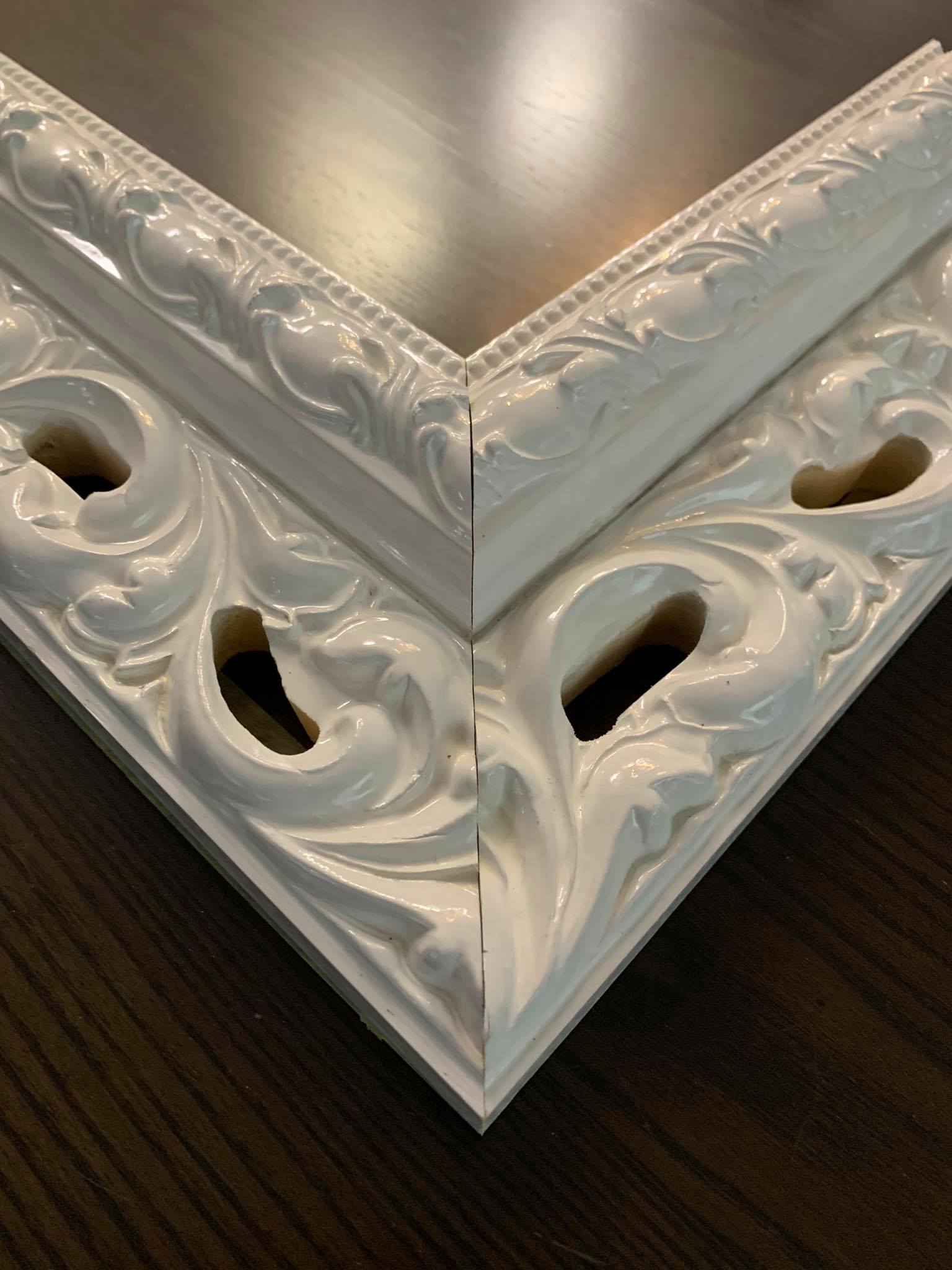 Klasyczna rama do obrazu ornament biały połysk SA04 - obrazek 2